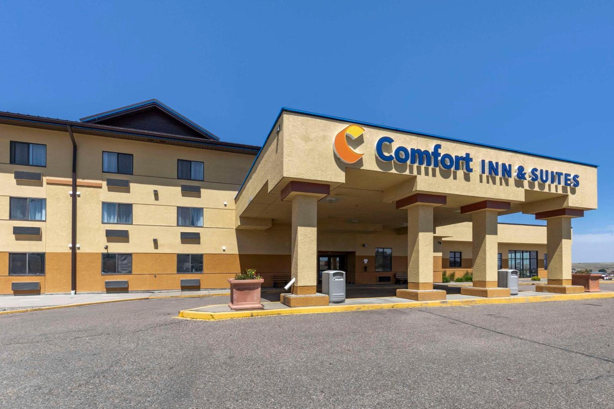 Comfort Inn & Suites Gateway To Glacier National Park Shelby Exterior foto